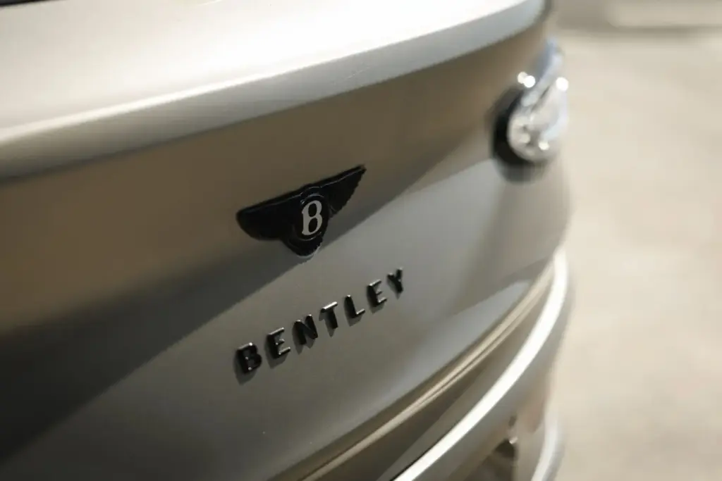 Primera prueba del Bentley Bentayga Speed: El último SUV de la vieja escuela 4 Motor16 Bentayga II V8 Speed039 Motor16