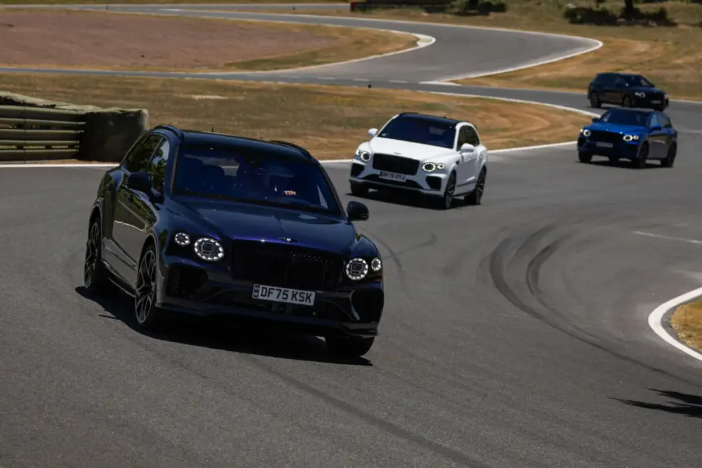Primera prueba del Bentley Bentayga Speed: El último SUV de la vieja escuela 26 Motor16 Bentley bentayga speed Ascari 16 Motor16