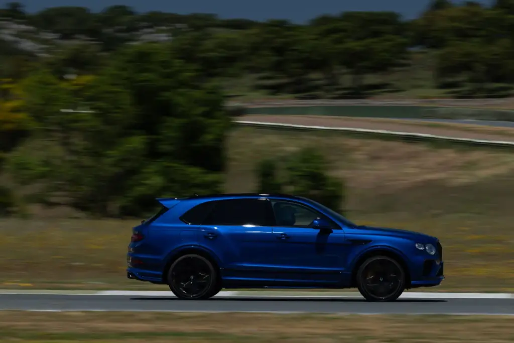 Primera prueba del Bentley Bentayga Speed: El último SUV de la vieja escuela 14 Motor16 Bentley bentayga speed Ascari 28 Motor16