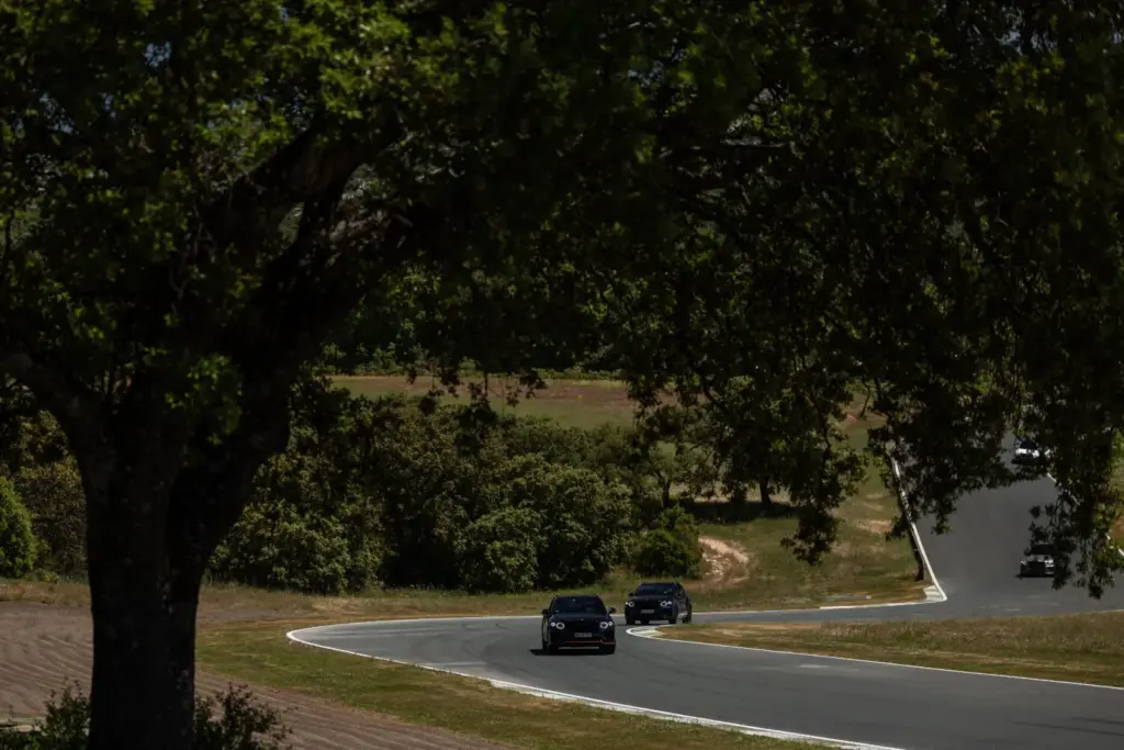 Primera prueba del Bentley Bentayga Speed: El último SUV de la vieja escuela 6 Motor16 Primera prueba del Bentley Bentayga Speed: El último SUV de la vieja escuela