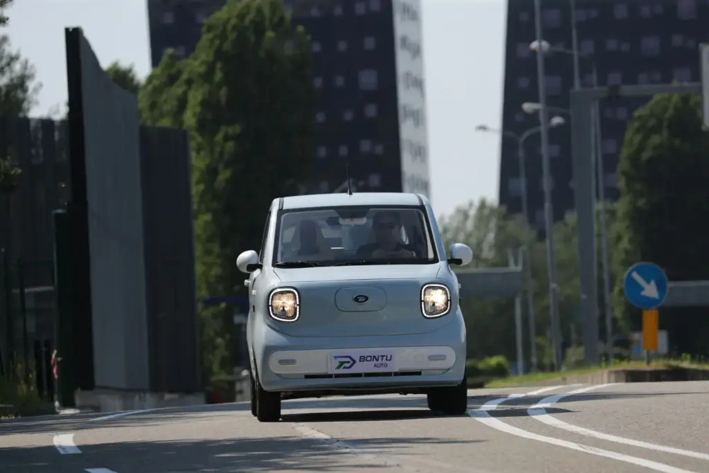 Bontu aterriza en Europa con una nueva visión de la micromovilidad urbana eléctrica 17 Motor16 Bontu BTE05 14 Motor16