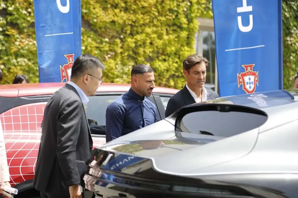 Changan se convierte en socio oficial de la selección portuguesa: la tecnología china al servicio del fútbol europeo 6 Motor16 SELECCIÓN CHANGAN PORTUGAL8 Motor16
