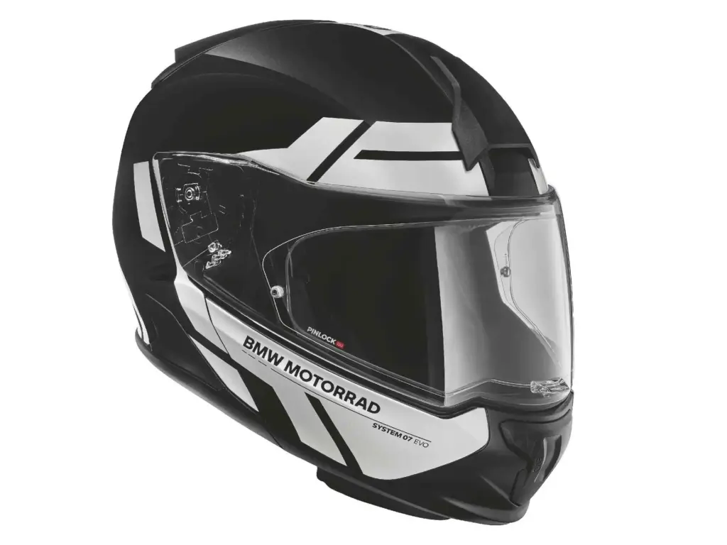 No solo motos: BMW celebra 50 años de cascos 22 Motor16 Cascos BMW 50 aniversario 20 Motor16