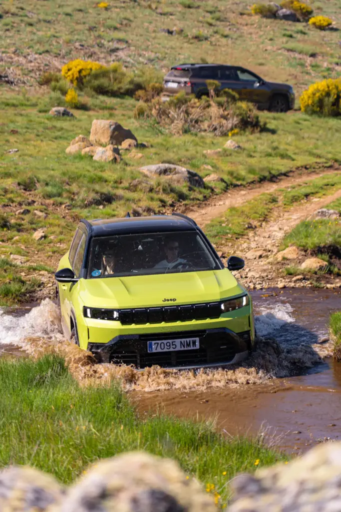 Primera prueba con el nuevo Jeep Compass Plug in 15 Motor16 Jeep Compass enchufable 10 Motor 16