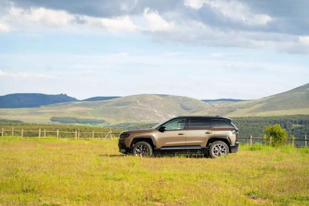 Primera prueba con el nuevo Jeep Compass Plug in 29 Motor16 Jeep Compass enchufable 24 motores 16