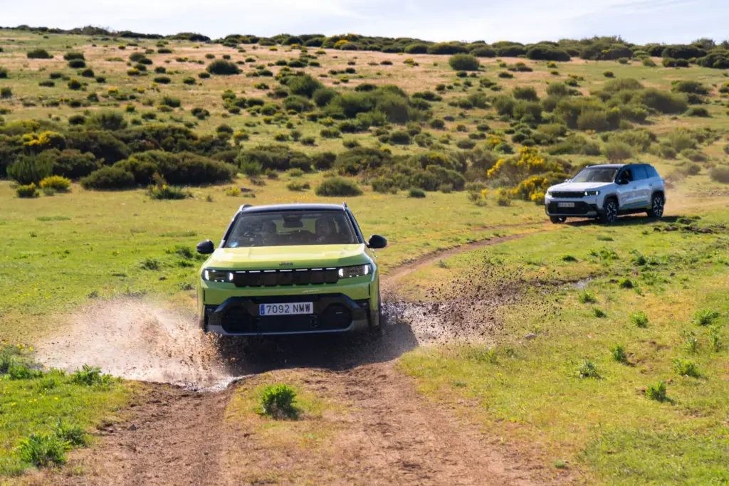 Primera prueba con el nuevo Jeep Compass Plug in 39 Motor16 Jeep Compass Connect 34 Motor16
