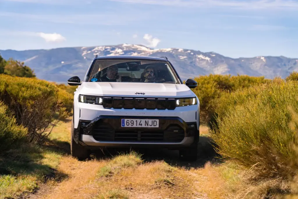 Primera prueba con el nuevo Jeep Compass Plug in 10 Motor16 Jeep Compass enchufable 5 motor16