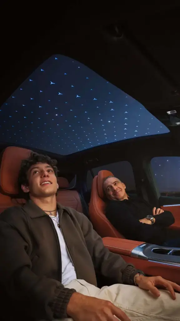 Kimi Antonelli, el piloto líder del Mundial de F1, protagoniza la nueva campaña del Mercedes-Benz GLC eléctrico rodada en Madrid 16 Motor16 KIMI ANTONELLI MERCEDES BENZ GLC ELETRICO16 Motor16