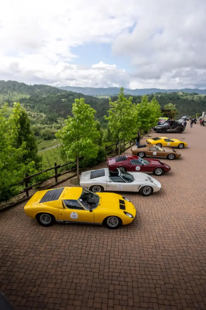 El Lamborghini Polo Storico Giro 2026 recorre Italia para celebrar los 60 años del Miura 1 Motor16 LAMBORGHNII MIURA TOUR 10 Motor16