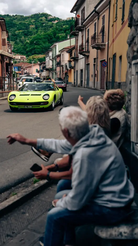 El Lamborghini Polo Storico Giro 2026 recorre Italia para celebrar los 60 años del Miura 4 Motor16 LAMBORGHNII MIURA TOUR 2 Motor16