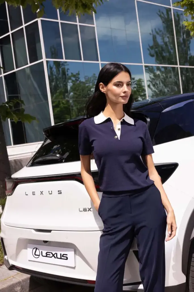 Lexus x Silbon: la firma cordobesa que viste ahora a los comerciales de la marca premium de Toyota 3 Motor16 LEXUS SILBON17 Motor16