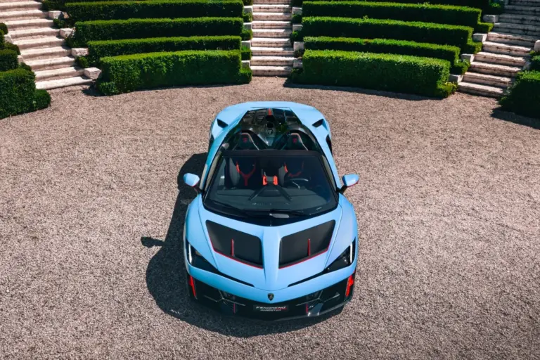 Lamborghini Fenomeno Roadster o el descapotable híbrido llevado al límite