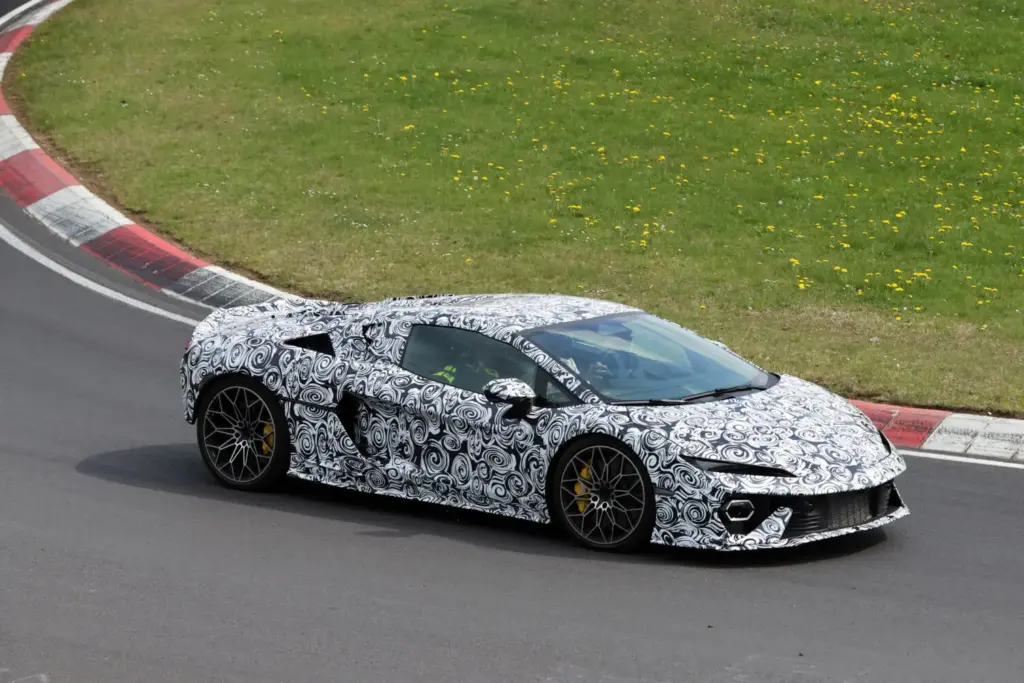 Lamborghini Temerario Spyder 2027 6 Motor16