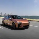 Nuevo Lexus ES: la berlina japonesa que redefine el lujo electrificado