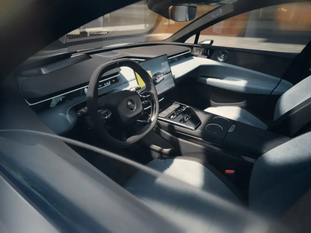 Lotus Emeya, la berlina eléctrica que redefine el ADN deportivo de la marca 2 Motor16 Lotus Emeya 600 2 Motor16