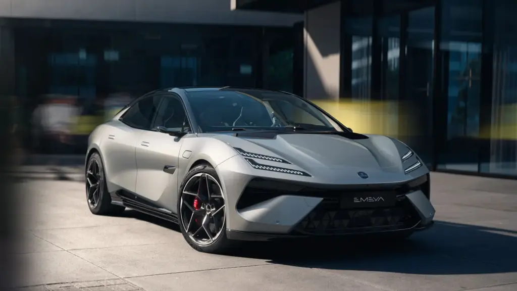 Lotus Emeya, la berlina eléctrica que redefine el ADN deportivo de la marca 1 Motor16 Lotus Emeya 900 2 Motor16