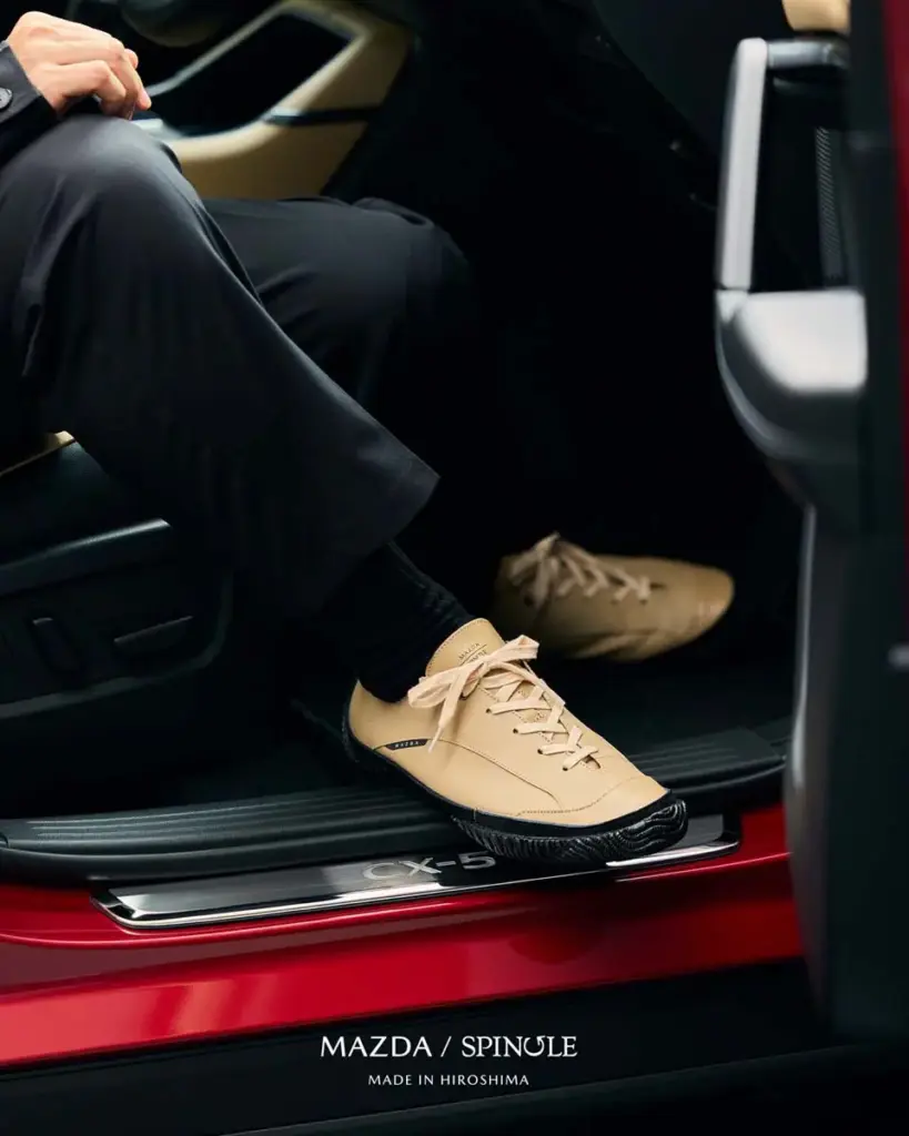 MAZDA X SPINGLE ZAPATILLAS2 Motor16