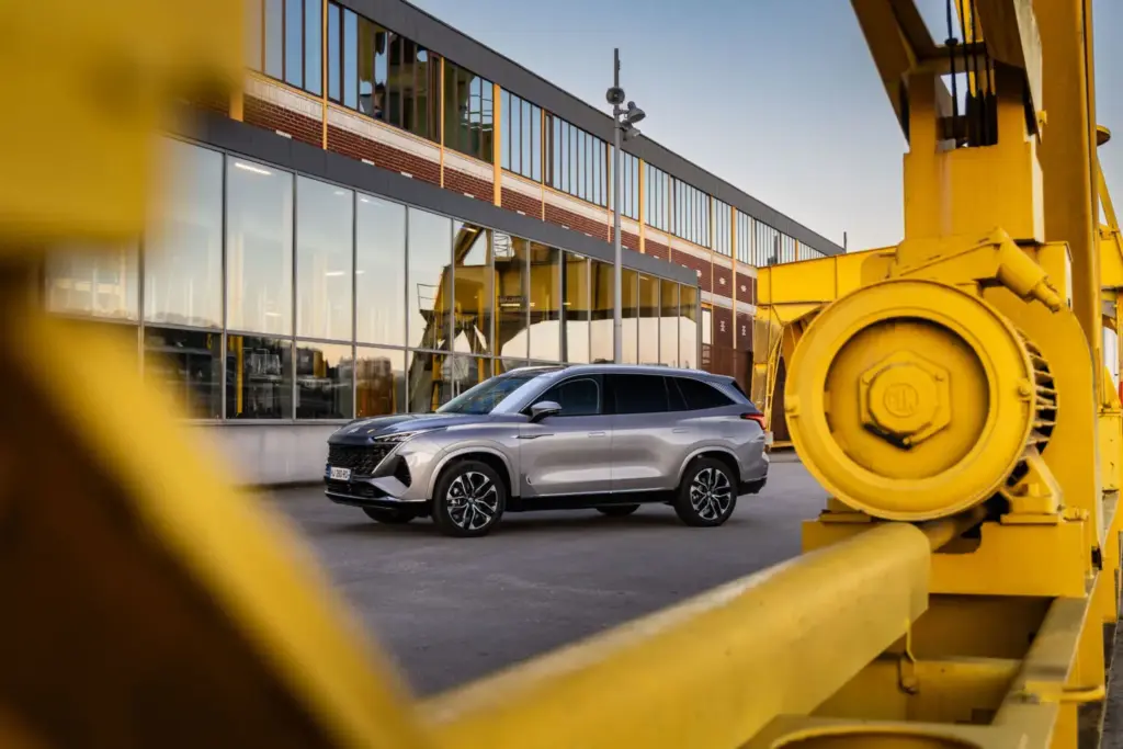 MG S9 PHEV 33 Motor16