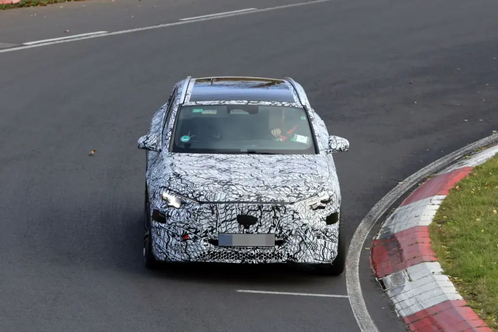 Mercedes AMG GLA 45 electrico 2 Motor16