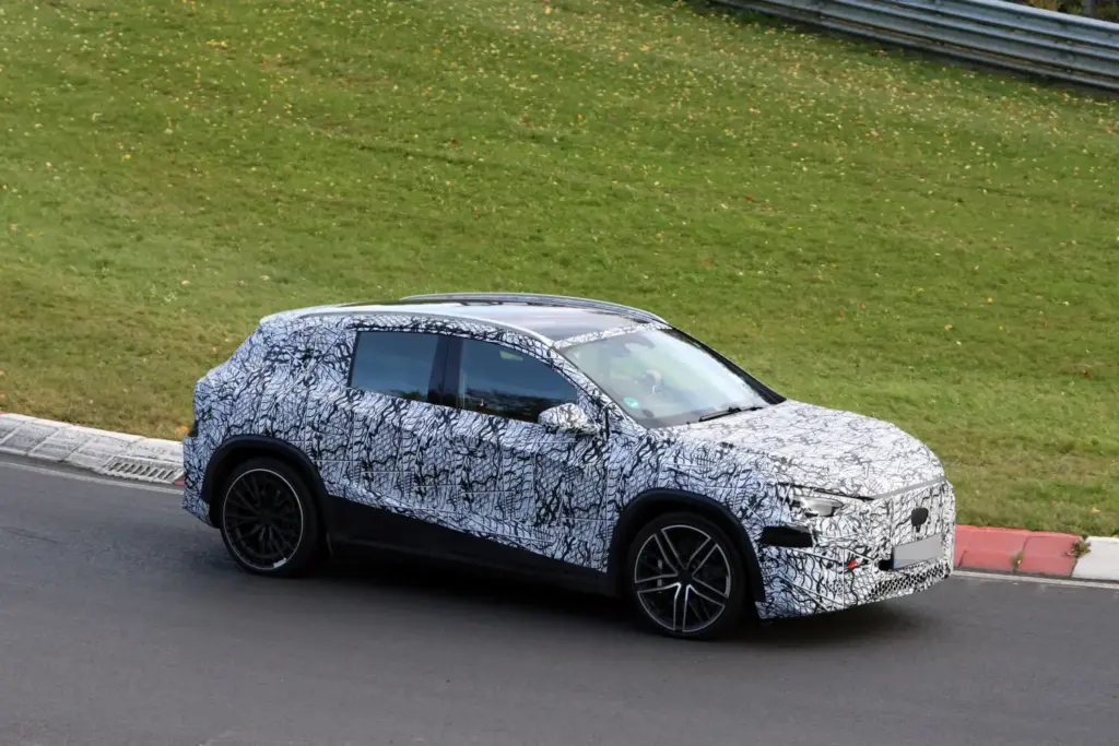 Mercedes AMG GLA 45 electrico 5 Motor16