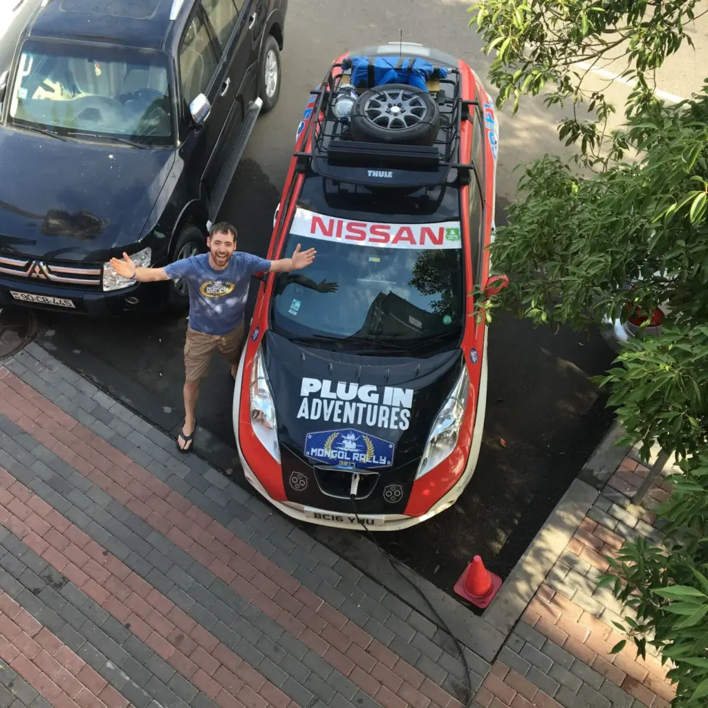 La historia del Nissan LEAF y los dos pioneros que llevan 13 años conduciéndolo por todo el mundo 10 Motor16 NISSAN LEAF MONGOL RALLY 3 Motor16