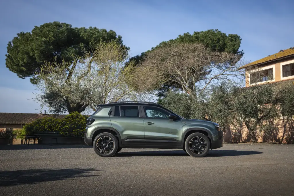 Nuevo Avenger: Jeep reinventa su B-SUV más exitoso 24 Motor16 Nuevo Avenger Jeep 18 Motor16