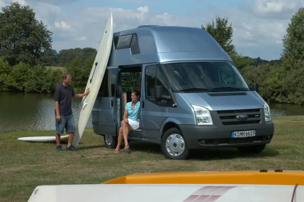 Ford Nugget o los 40 años de la Transit convertida en autocaravana 20 Motor16 Nugget 40th anniversary 2006 Nugget 03 Motor16