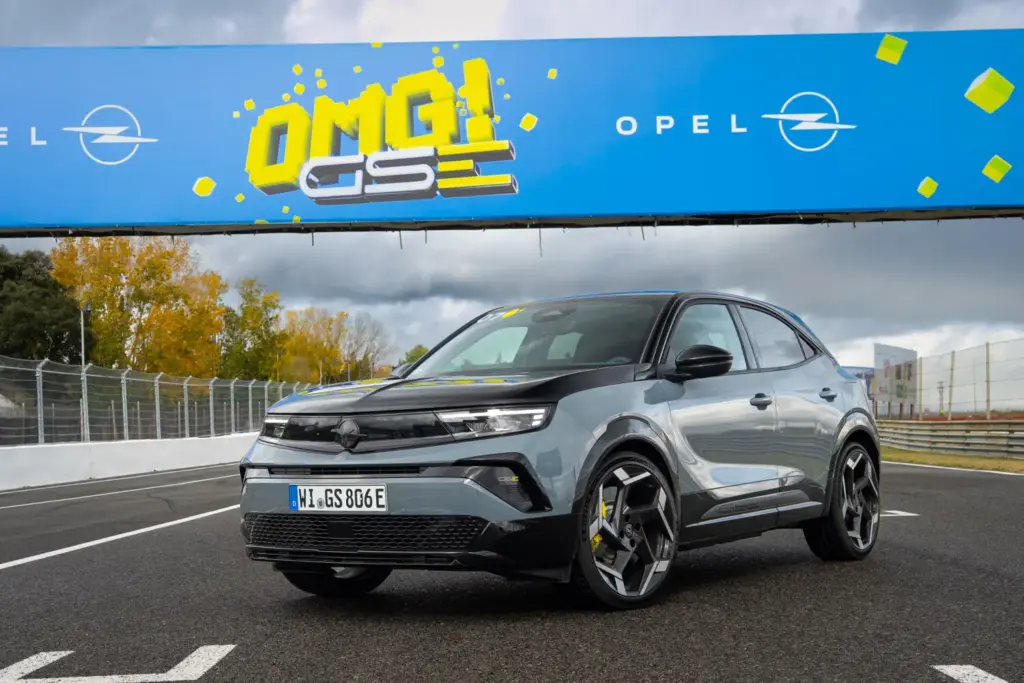 Opel XS CARNIGHT Worthersee 6 Motor16