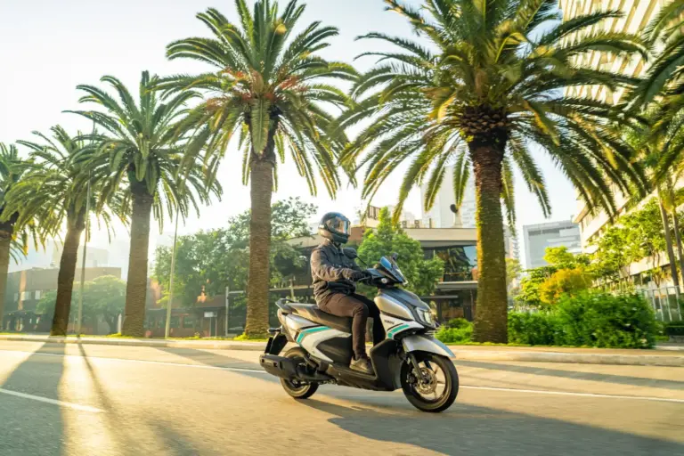 Yamaha ZR Hybrid Connected: el scooter híbrido que llega de Brasil