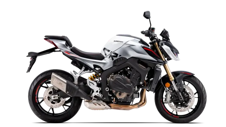 QJ Motor SRK 800, SRK 800RR y SRK 921: tres tetracilíndricas llegan a España desde 7.499 €