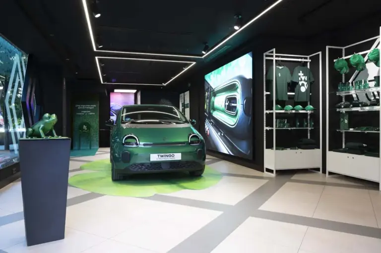 El nuevo Renault Twingo E-Tech eléctrico te espera con una experiencia inmersiva en pleno centro de Madrid
