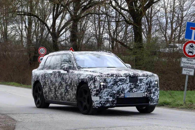 El primer SUV eléctrico de Rolls-Royce desvela uno de sus secretos