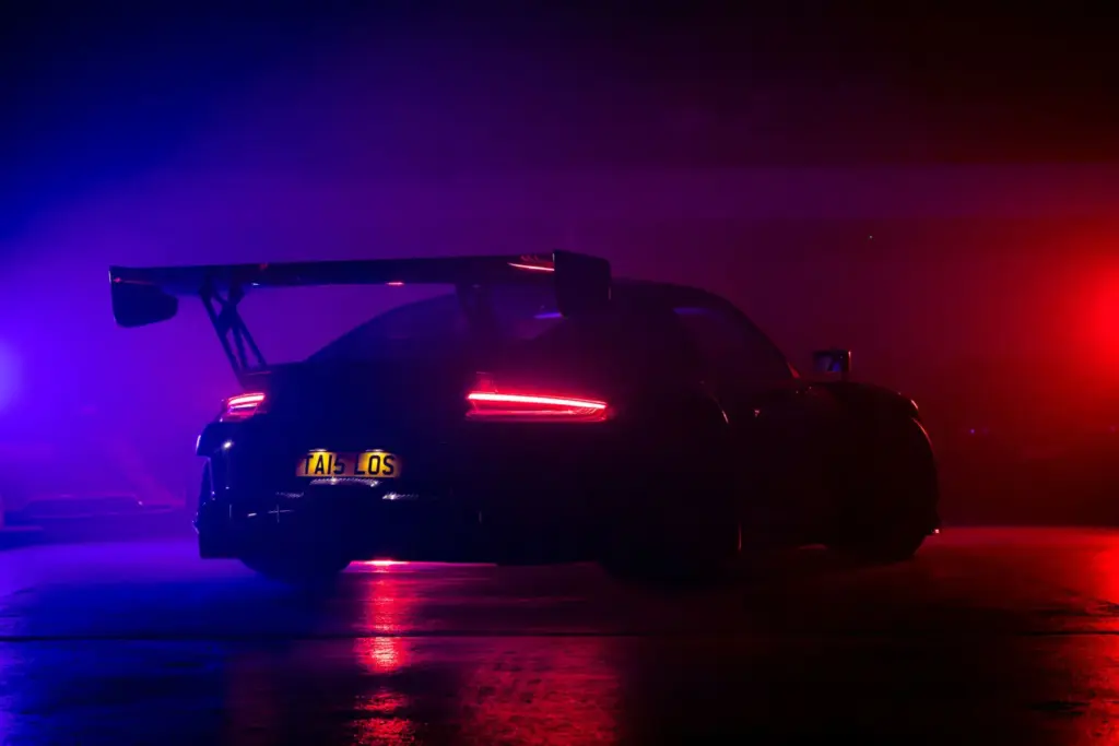 Este superdeportivo está basado en uno de los 911 más codiciados... y vale casi cuatro veces más 30 Motor16 TALOS Porsche 911 RT 18 Motor16