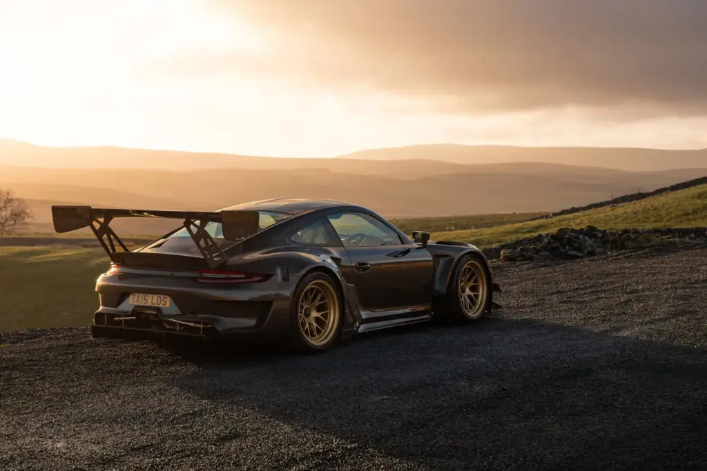 Este superdeportivo está basado en uno de los 911 más codiciados... y vale casi cuatro veces más 46 Motor16 TALOS Porsche 911 RT 41 Motor16