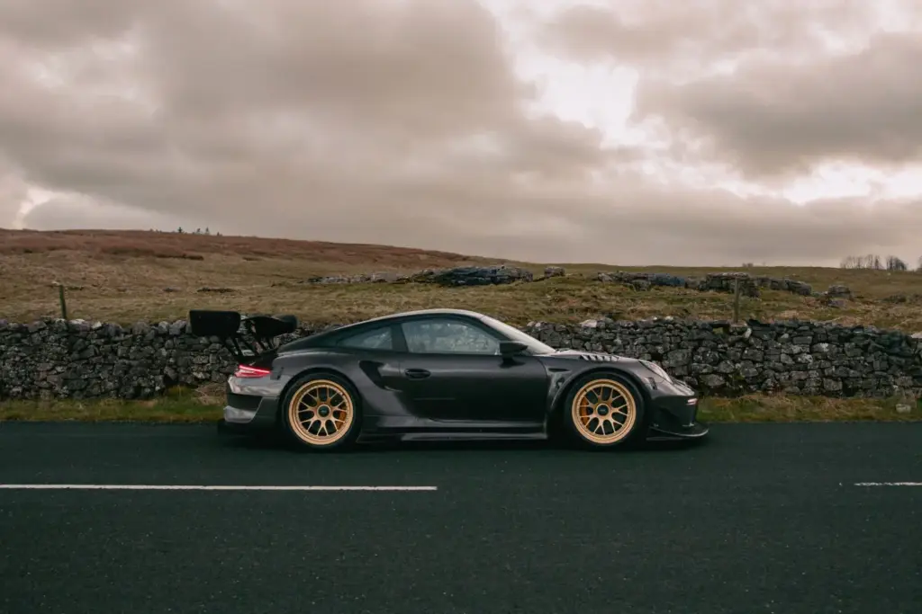 Este superdeportivo está basado en uno de los 911 más codiciados... y vale casi cuatro veces más 55 Motor16 TALOS Porsche 911 RT 51 Motor16
