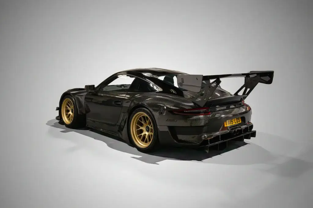Este superdeportivo está basado en uno de los 911 más codiciados... y vale casi cuatro veces más 72 Motor16 TALOS Porsche 911 RT 69 Motor16