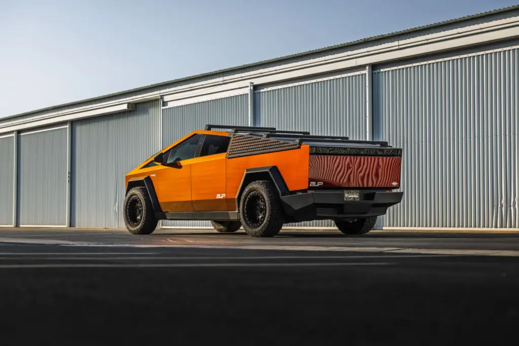 Si el Tesla Cybertruck te parece soso, Unplugged Performance es la respuesta a tus plegarias 2 Motor16 Si el Tesla Cybertruck te parece soso, Unplugged Performance es la respuesta a tus plegarias