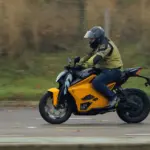 Prueba de la Ultraviolette F77 Mach 2 Recon: La deportividad del futuro ya está aquí