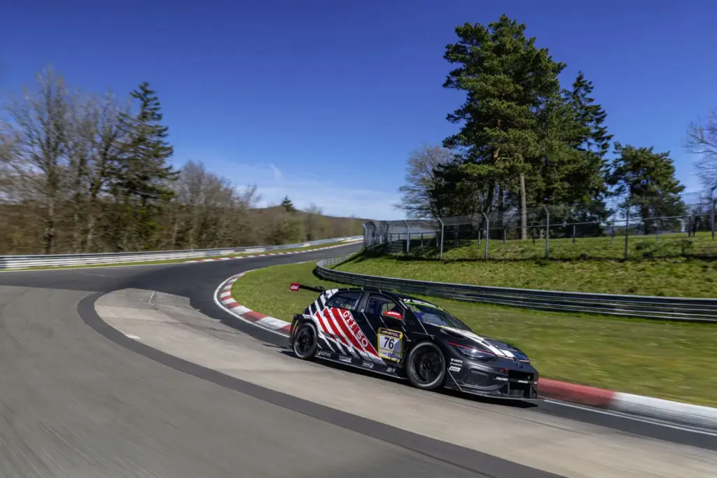 Volkswagen estrena del ID. Polo GTI en las 24 Horas de Nürburgring 1 Motor16 Volkswagen ID. Polo GTI estreno Nurburgring (4)