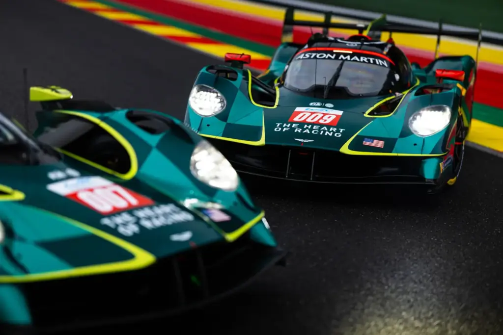 Mientras Fernando Alonso espera, el Valkyrie da alegrías a Aston Martin en Spa 8 Motor16 Mientras Fernando Alonso espera, el Valkyrie da alegrías a Aston Martin en Spa