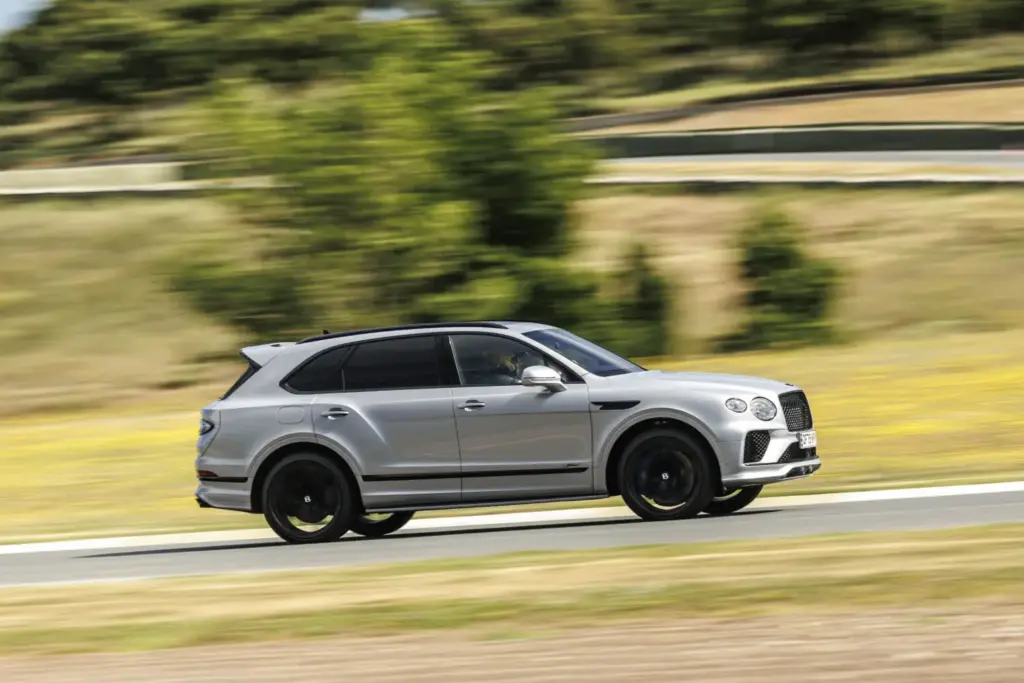 Primera prueba del Bentley Bentayga Speed: El último SUV de la vieja escuela 71 Motor16 bentley Bentayga speed V8 11 Motor16