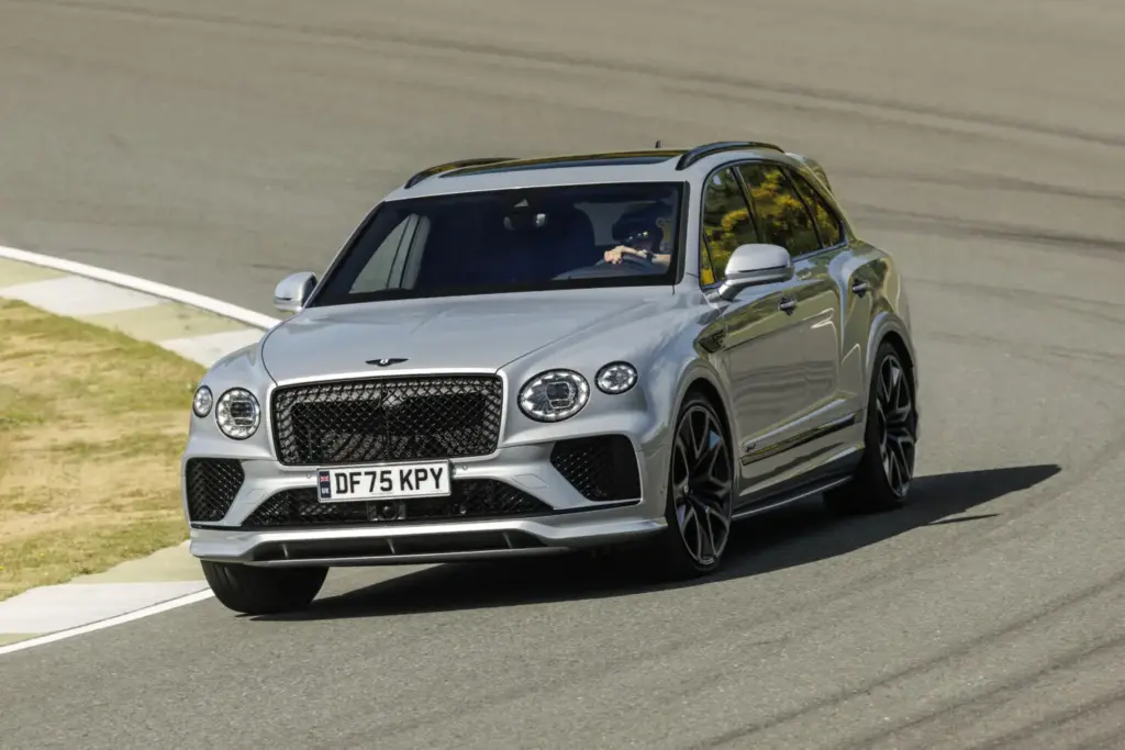 Primera prueba del Bentley Bentayga Speed: El último SUV de la vieja escuela 77 Motor16 bentley Bentayga speed V8 5 Motor16