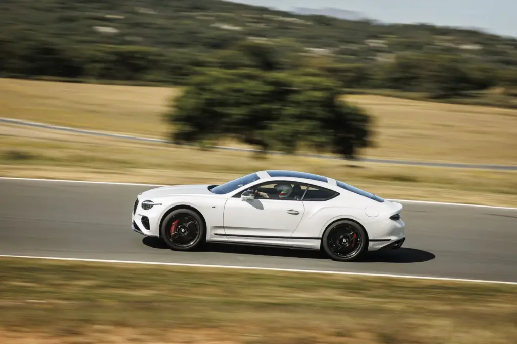 bentley continental GT s snow quartz ascari 13 Motor16