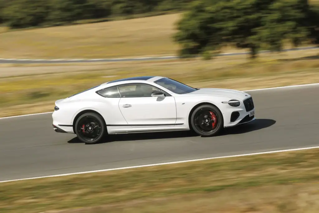 bentley continental GT s snow quartz ascari 14 Motor16