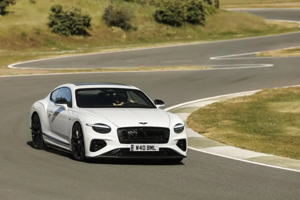 bentley continental GT s snow quartz ascari 7 Motor16