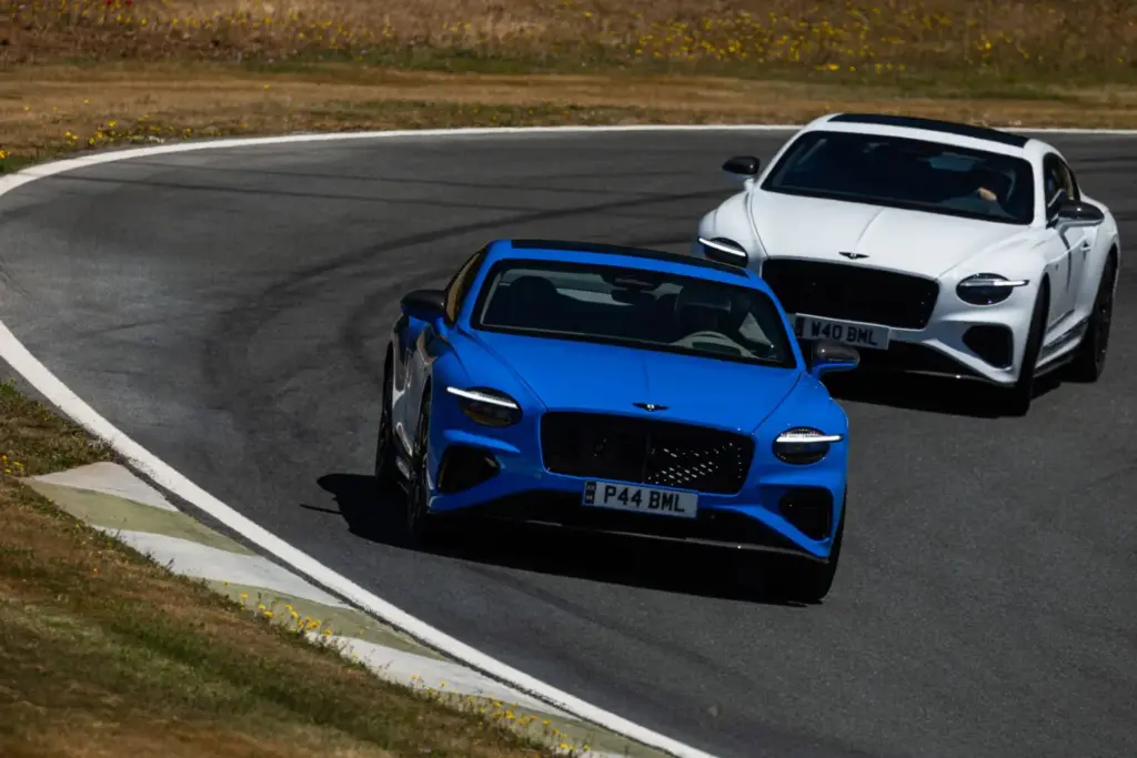 bentley continental gt s ascari circuito 12 Motor16