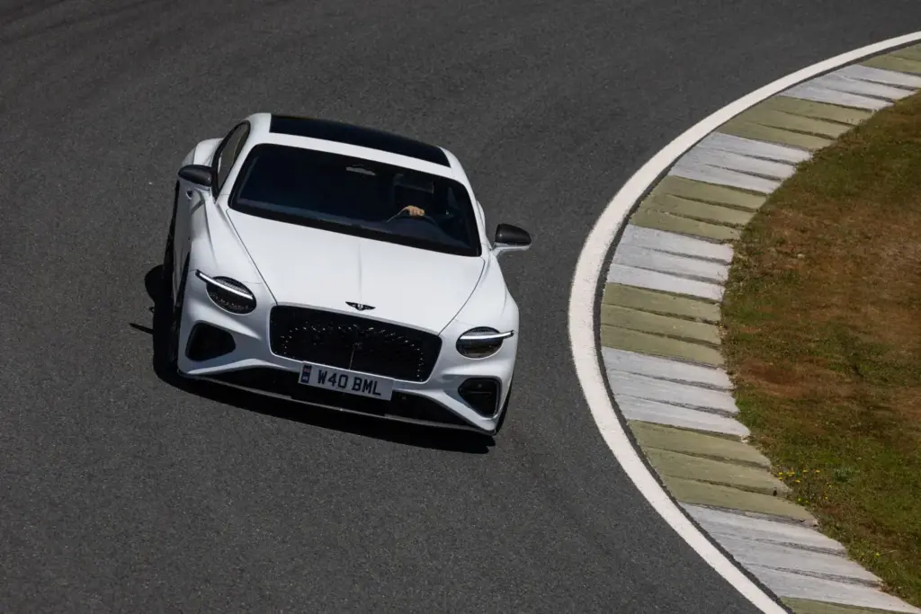 bentley continental gt s ascari circuito 25 Motor16