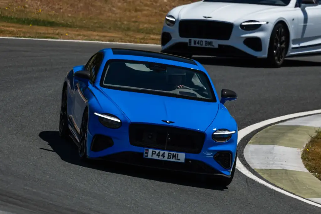 bentley continental gt s ascari circuito 8 Motor16