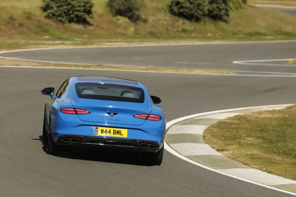 bentley continental gt s spark blue 13 Motor16