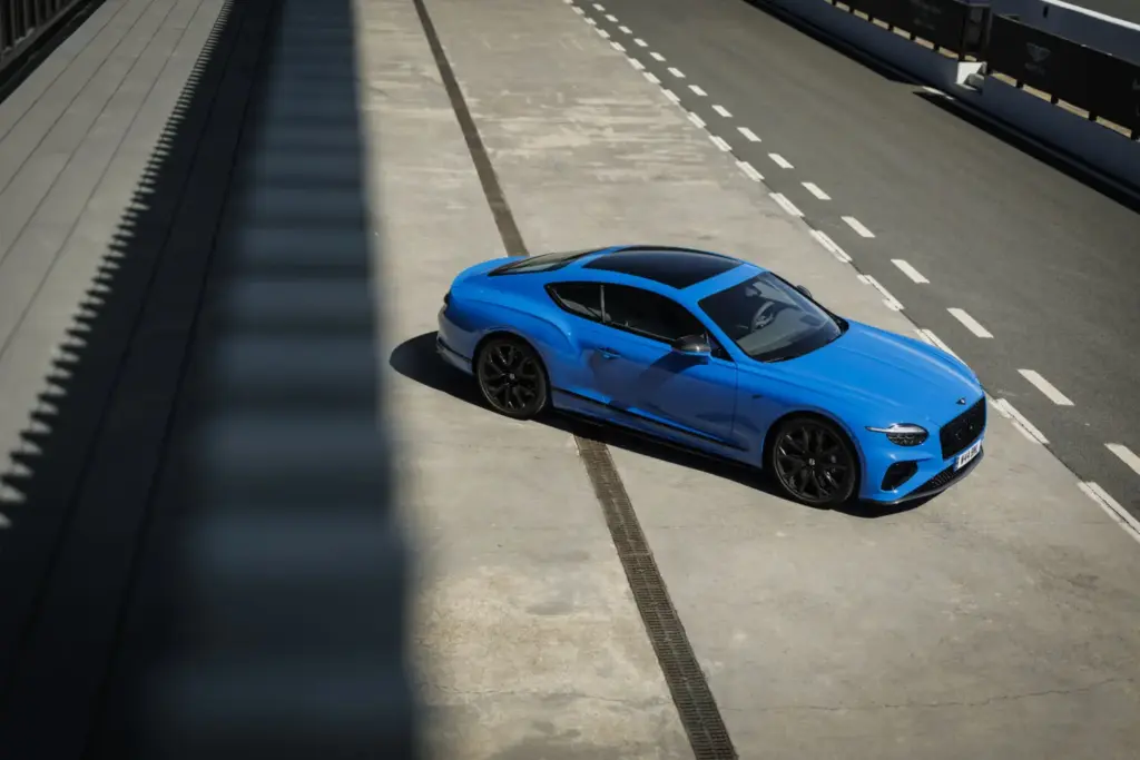 bentley continental gt s spark blue 30 Motor16